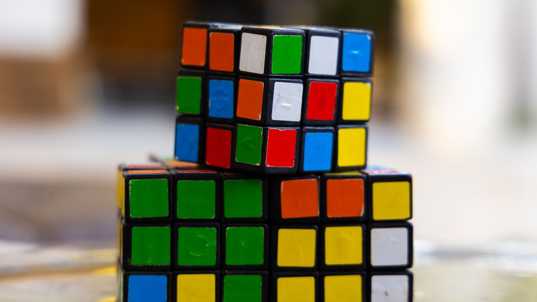 Ces 6 vérités sur le Rubik's Cube prouvent que ce jouet culte n'aurait jamais dû exister